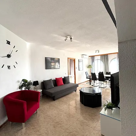 , Marco Polo Apartment *