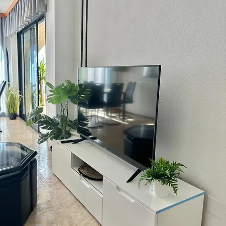 , Marco Polo Apartment *