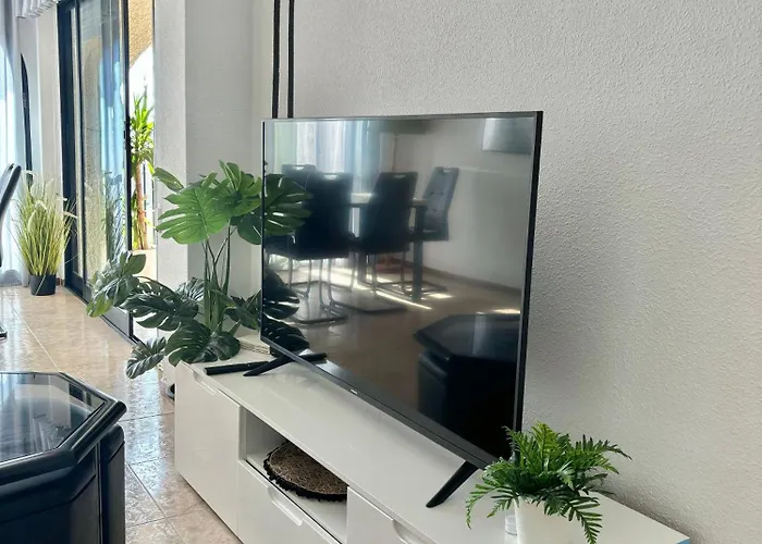 , Marco Polo Апартаменти *